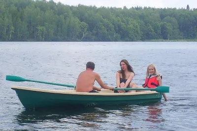 Лодка ВИЗА Нейва-4