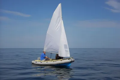 Пластиковая лодка ВИЗА Комби-305 обложка