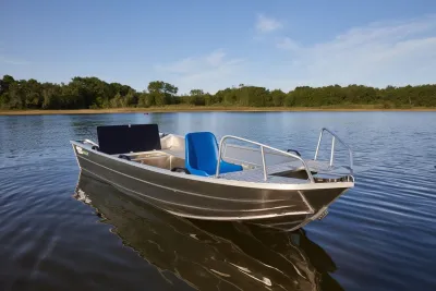 Моторная лодка ВИЗА Алюмакс-415Р обложка