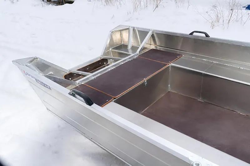 Моторная лодка ВИЗА Алюмакс-415, фото: 2