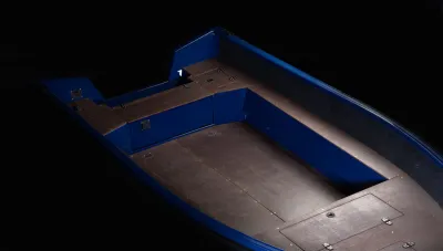 Каютный катер Windboat 4.2 Evo обложка