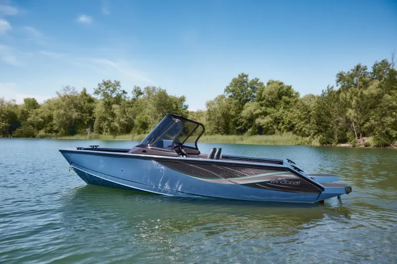 Windboat 4.6 DC EvoFish, фото: 1