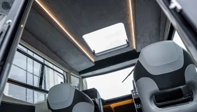 Каютный катер Windboat 7.0 Cabin обложка