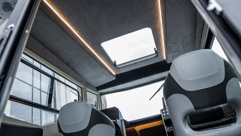 Windboat 7.0 Cabin, фото: 3