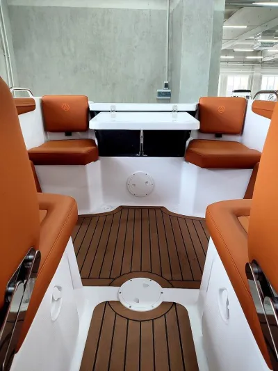 Лодка BOSSFORR 580 HT OPEN