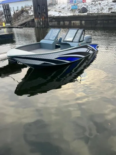 Лодка BOSSFORR 580 FISH