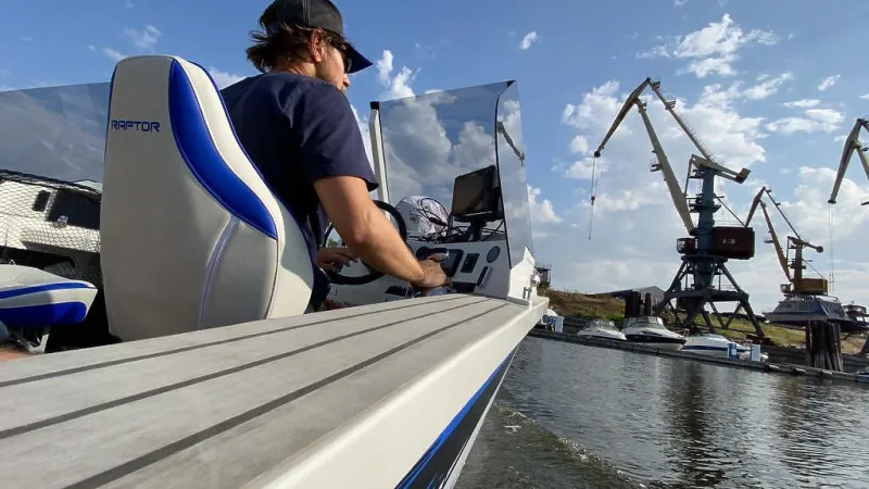 Катер BOSSFORR 700 RAPTOR, фото: 26