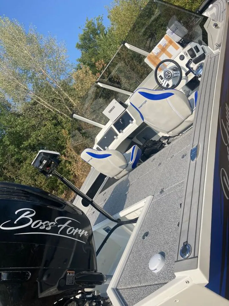 Катер BOSSFORR 700 RAPTOR, фото: 23