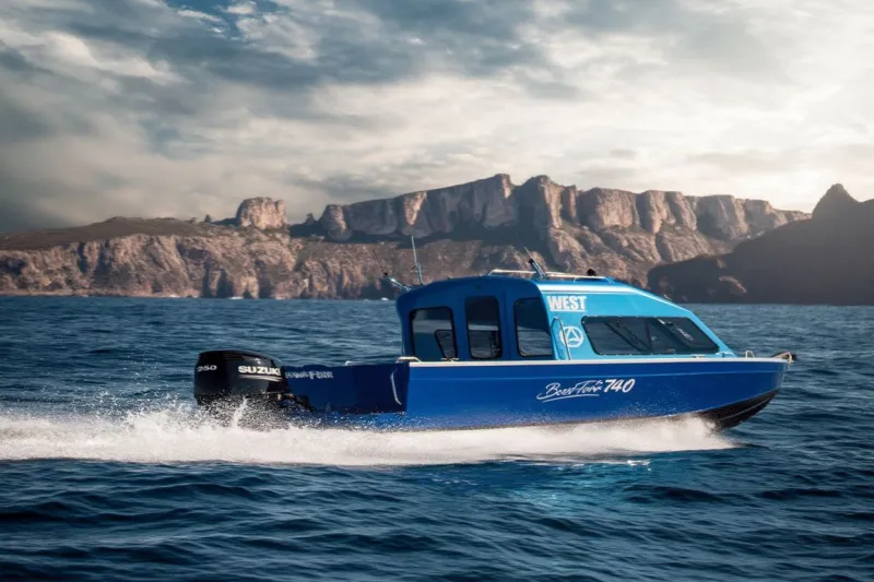 Катер BOSSFORR 740 WEST cabine, фото: 2