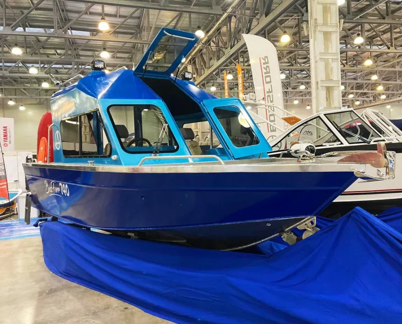 BOSSFORR 740 WEST cabine, фото: 35