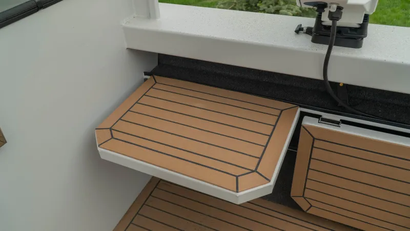 BOSSFORR 740 WEST cabine, фото: 47