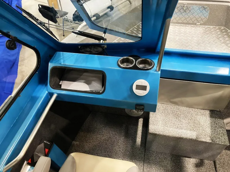 BOSSFORR 740 WEST cabine, фото: 34