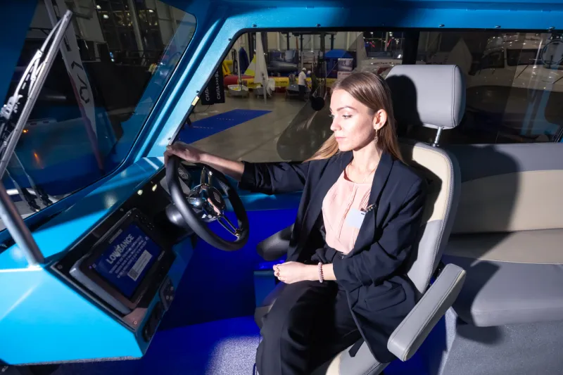 BOSSFORR 740 WEST cabine, фото: 56