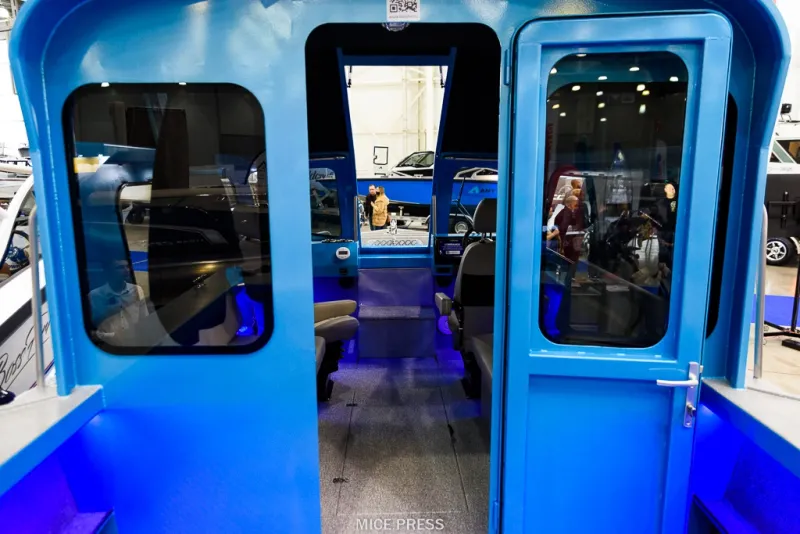 BOSSFORR 740 WEST cabine, фото: 62