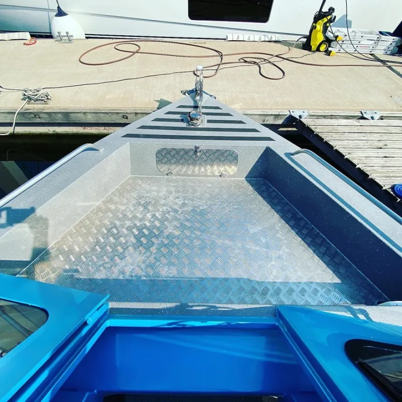 BOSSFORR 740 WEST cabine, фото: 30