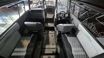 Лодка NorthSilver 690 Cabin