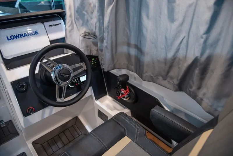 Алюминиевая лодка NorthSilver Cabin 655, фото: 1