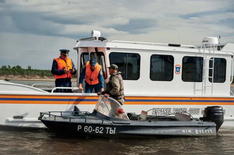 Моторная лодка APPAREL BOATS 1000 CABIN PRO MAX II, фото: 15