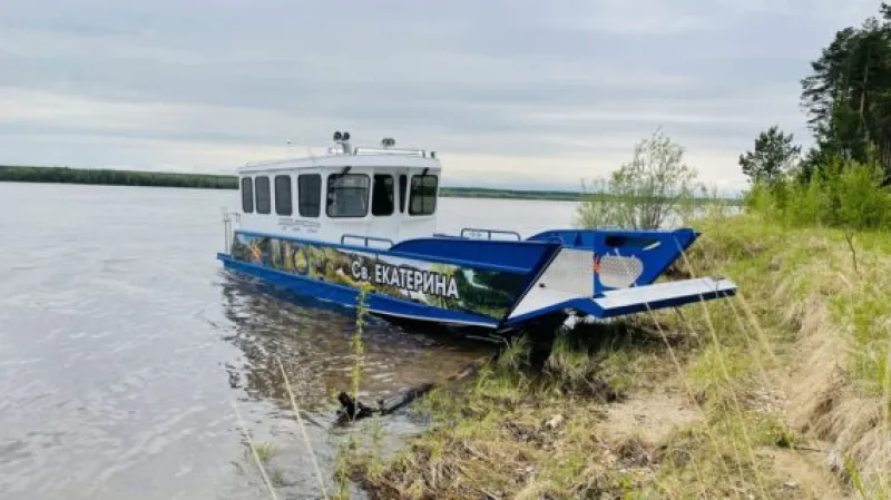 Моторная лодка Apparel 1000 Cabin PRO Max III, фото: 1