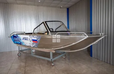 Каютный катер ALEUT 4.5 Classic обложка