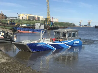 Каютный катер ALEUT LC112 обложка