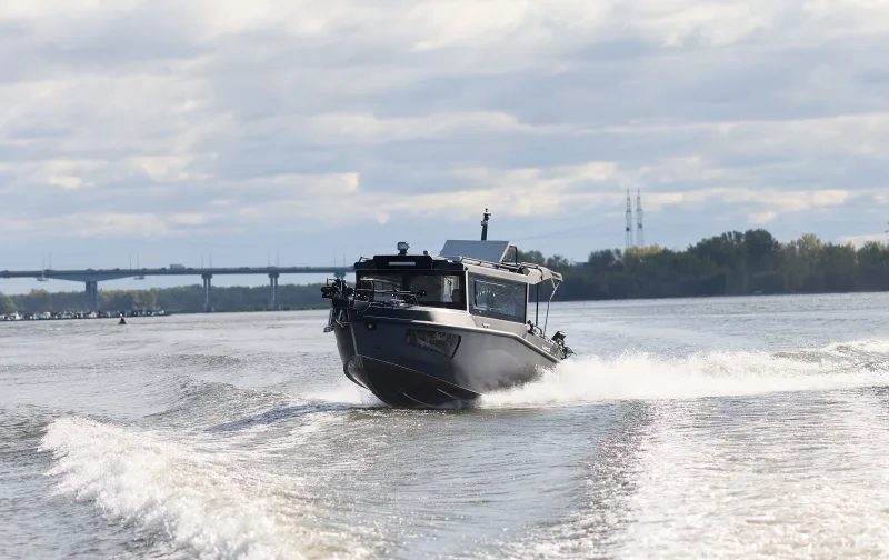 Swift Chaser 700
