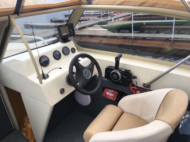 Моторная лодка Игуана 6.7, фото: 19