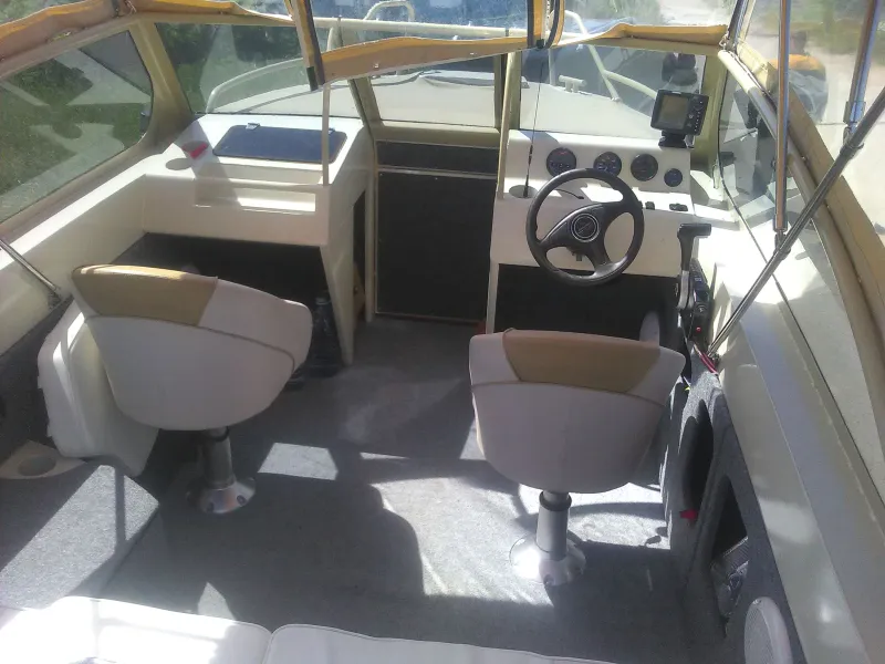 Моторная лодка Игуана 6.7, фото: 5