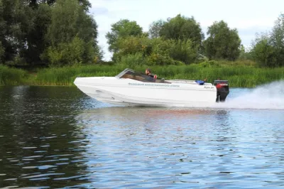 Лодка Буря SH 6.2