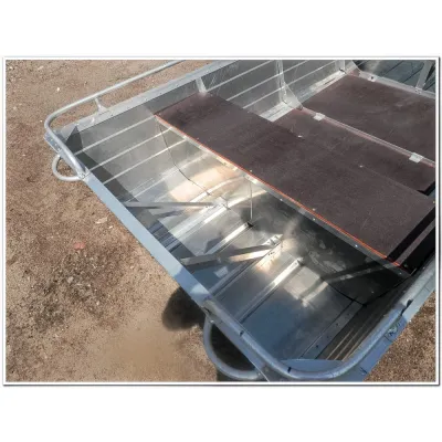 Каютный катер Лодка Вятка Профи 32 обложка