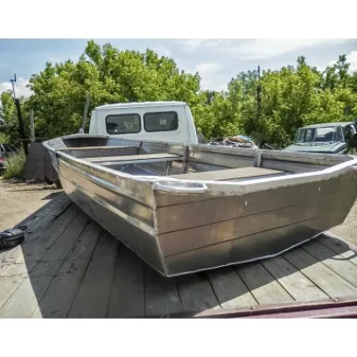 Лодка Вятка-Профи 38