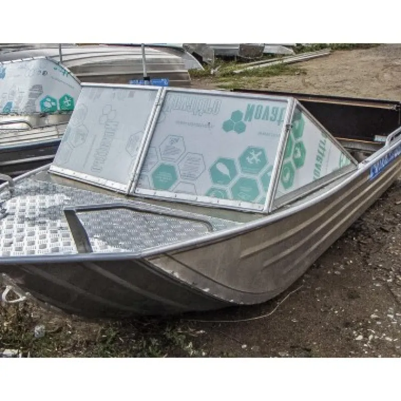 Вятка-Профи 39 с закрытой палубой, фото: 15