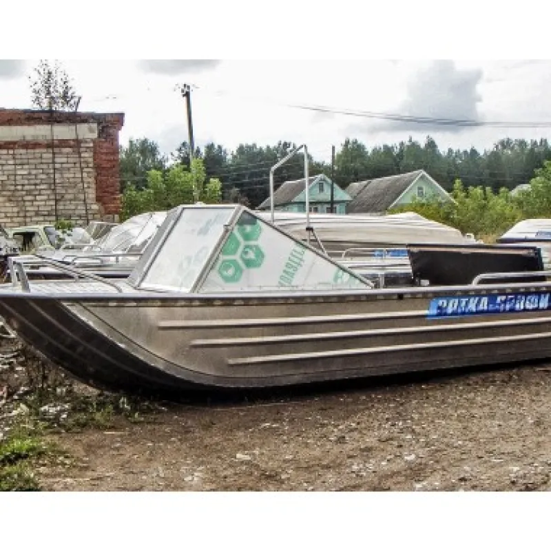 Алюминиевая лодка Вятка-Профи 39 с закрытой палубой, фото: 5