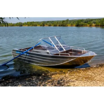 Лодка Вятка-Профи 39 с открытой палубой