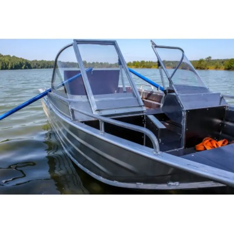 Алюминиевая лодка Вятка-Профи 39 с открытой палубой, фото: 16