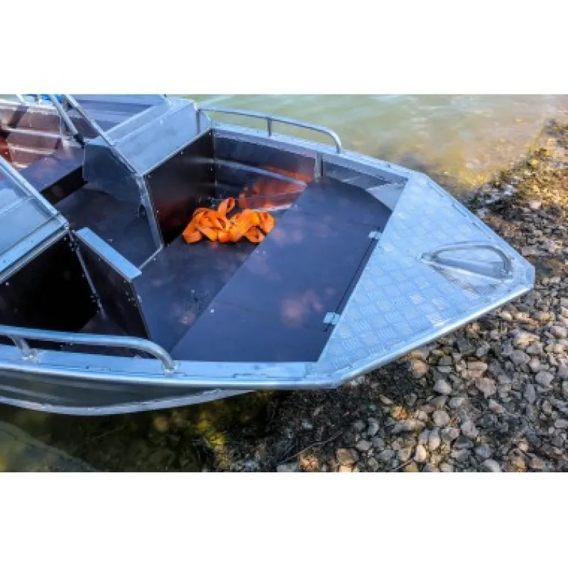 Алюминиевая лодка Вятка-Профи 39 с открытой палубой, фото: 5