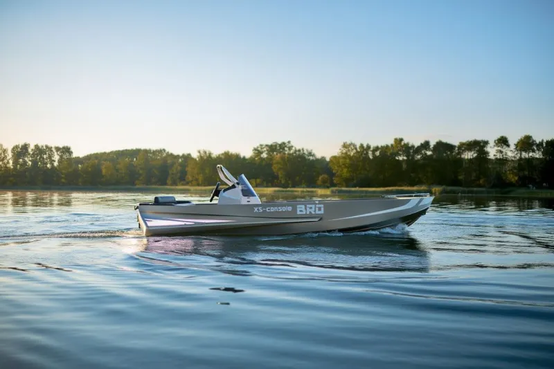 BRO XS 3.9 консольная, фото: 2