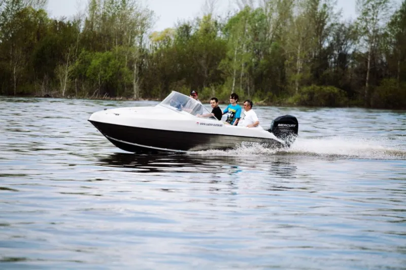 Пластиковая лодка Bester-480A, фото: 16