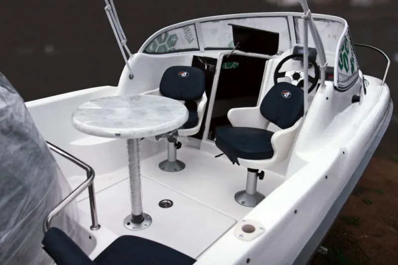 Каютный катер Bester - 500PA, фото: 9