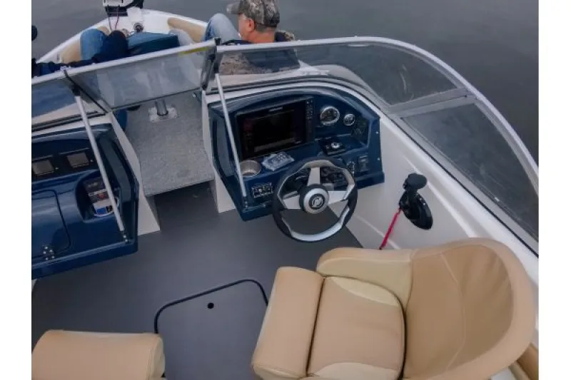 Пластиковая лодка Bester-530A, фото: 62