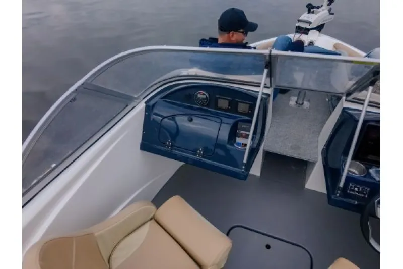 Пластиковая лодка Bester-530A, фото: 61