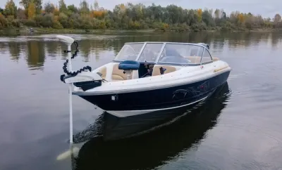 Каютный катер Bester-530A обложка