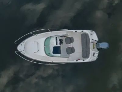 Каютный катер  Bester-570А обложка