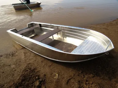 Каютный катер BESTER - 370 обложка