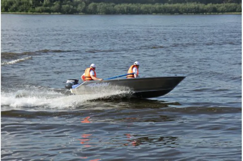 Моторная лодка Моторная лодка BESTER-390, фото: 29