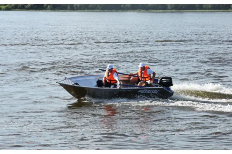 Моторная лодка Моторная лодка BESTER-390, фото: 27