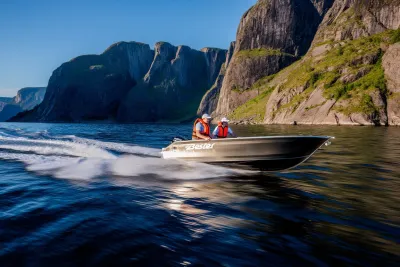 Лодка Моторная лодка BESTER-390