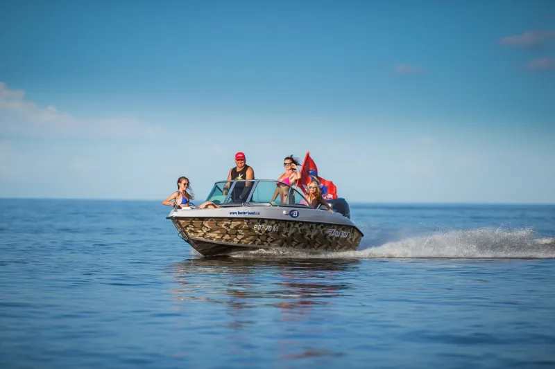 Моторная лодка BESTER - 485, фото: 5