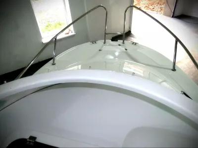 Каютный катер Bester-500 обложка