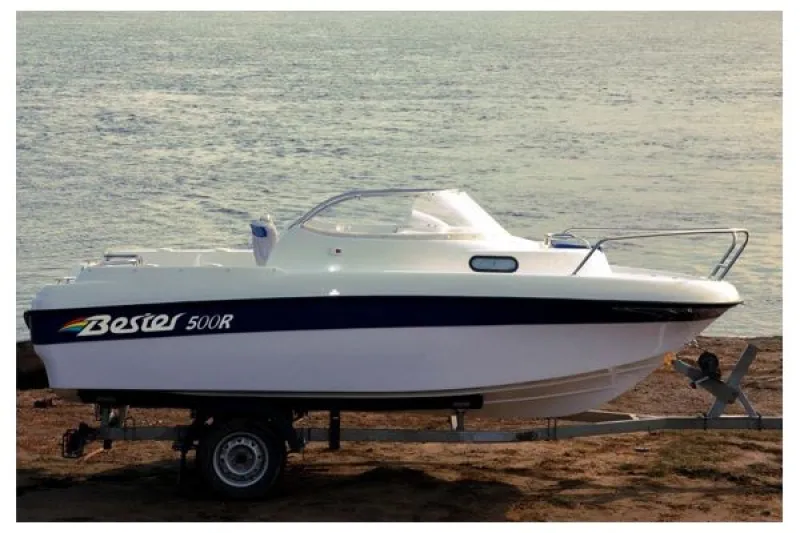 Пластиковая лодка Каютный катер BESTER - 500R, фото: 31